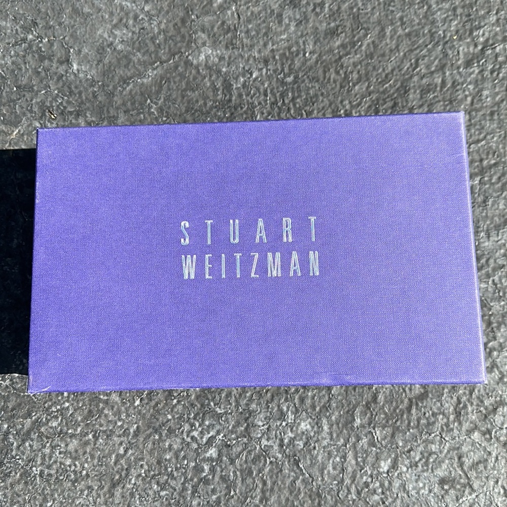 Stuart Weitzman Pinot Pump - Picture 7 of 7